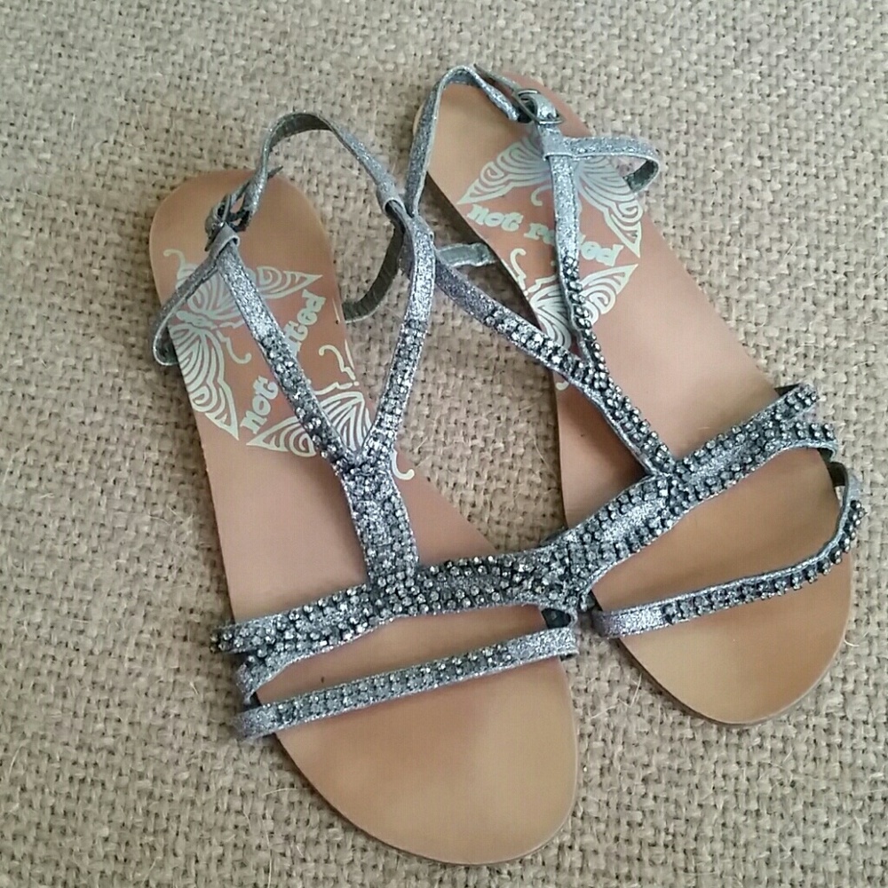 Not rated  sandals